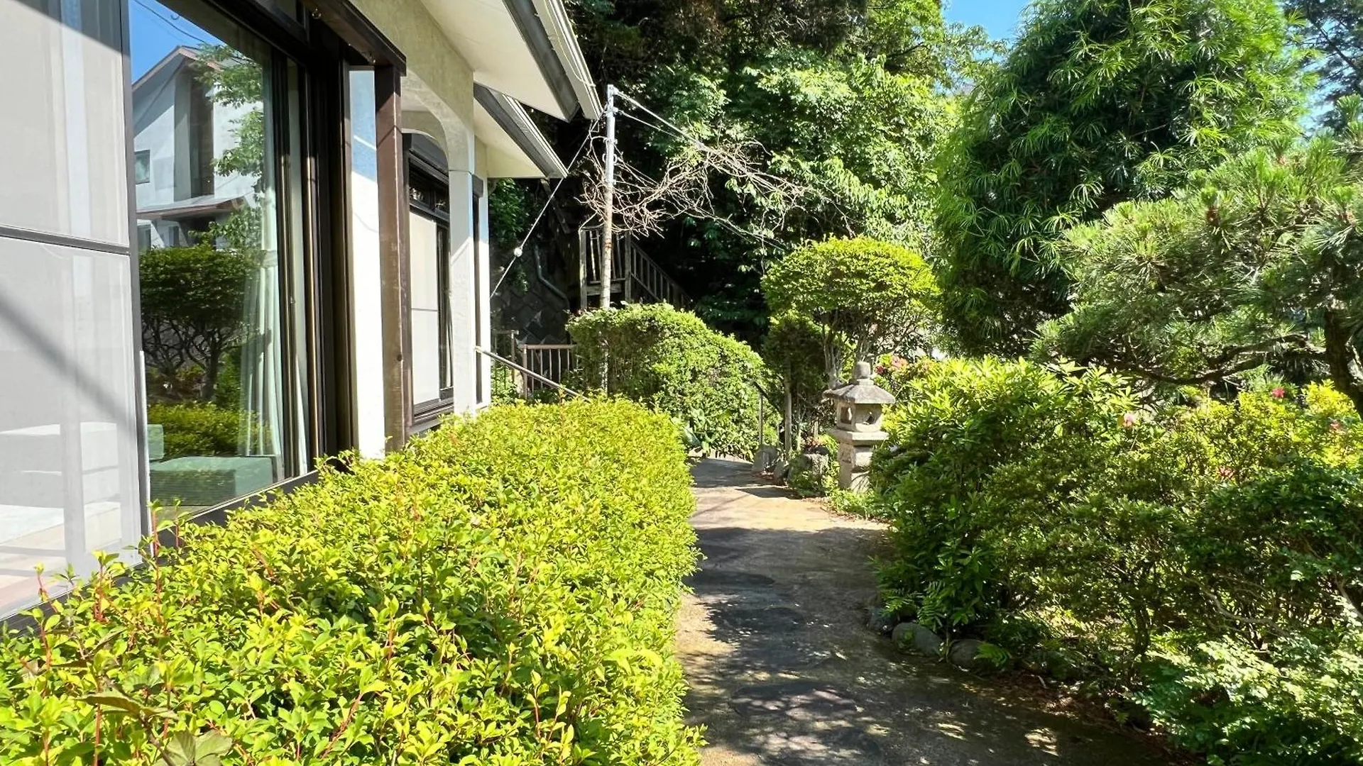 別荘 逗子市 山に囲まれた隠れ和式庭園室外bbqヴィラ 日本